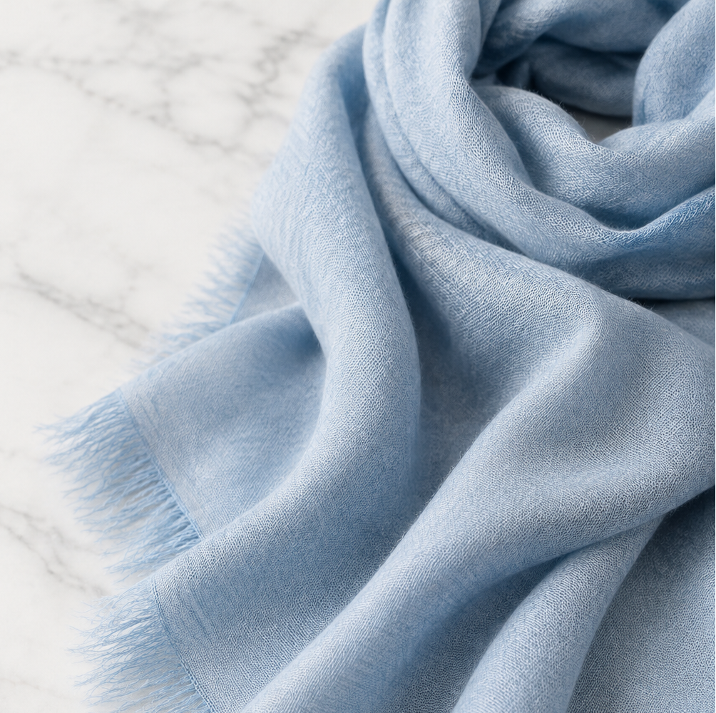 ligth blue organic scarf